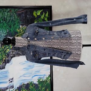 Fitted stretch destroyed Jean jacket